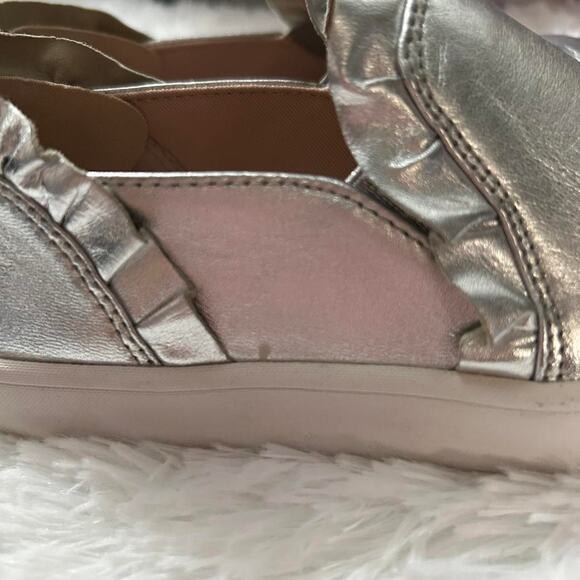 Kate Spade New York Metallic Silver Ruffle Lilly SlipOn Sneakers Kawaii Preppy 6 - Picture 2 of 8